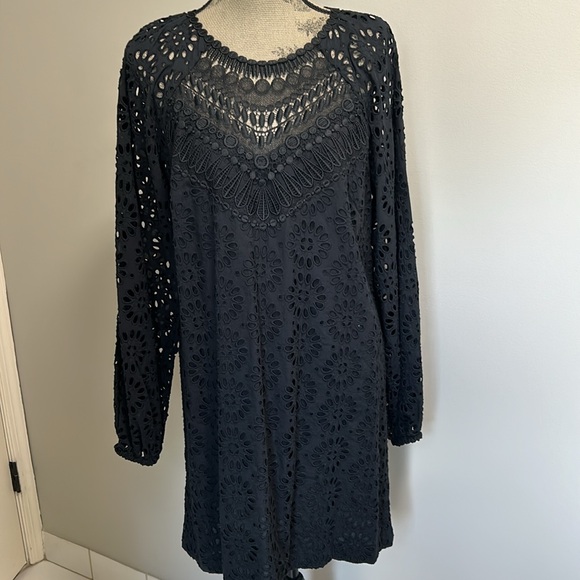 Lilly Pulitzer Priscilla Long Sleeve Black Eyelet Dress Sz 14 - Picture 2 of 12